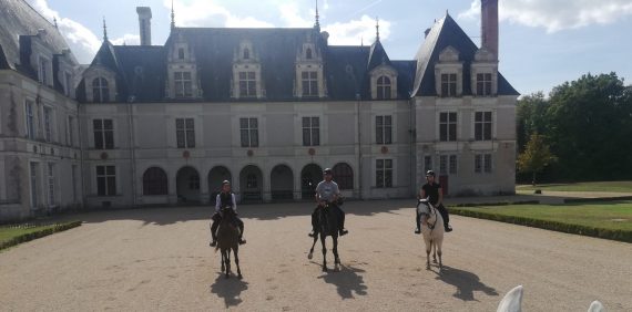 Les châteaux de la Loire BEAUREGARD et VILLESAVIN